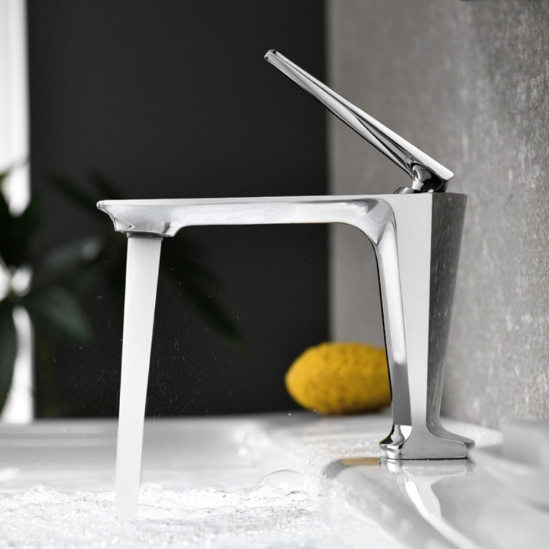 Modern Zinc-Plated Plastic Single Handle Bathroom Faucet for Wash Basin