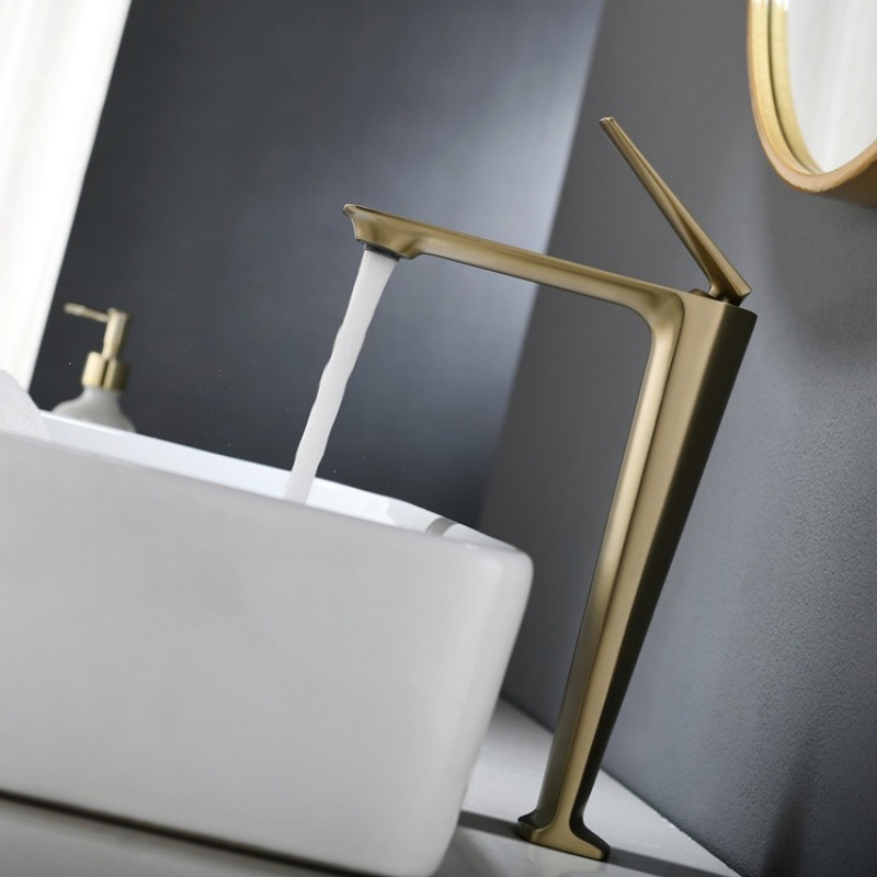 Premium Chrome Single Handle Hot Cold Water Faucet for Bathroom Sinks