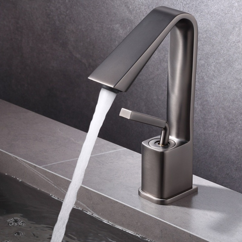 Modern Single Handle Bathroom Faucet with NSF61 Certification