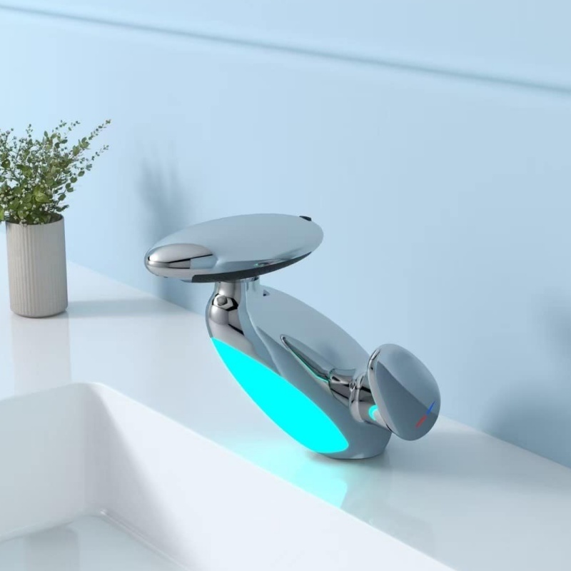 Modern Brass Contemporary Hot and Cold Water Basin Faucet
