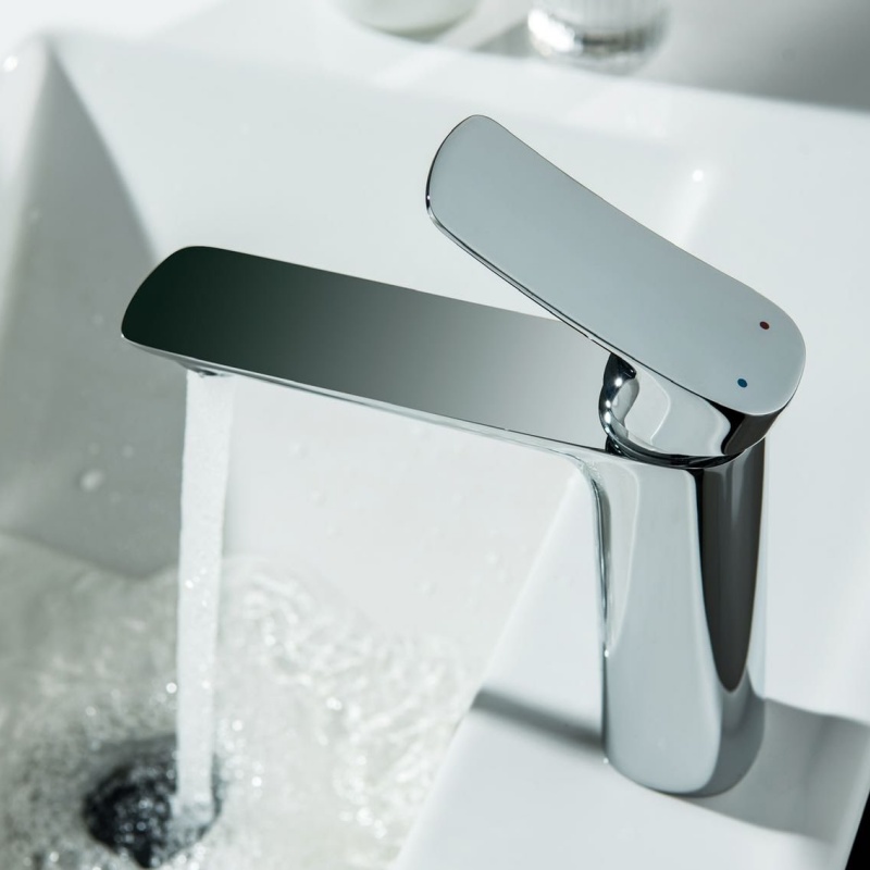 Elegant Brass Lavabo Basin Faucet for Classic Bathrooms