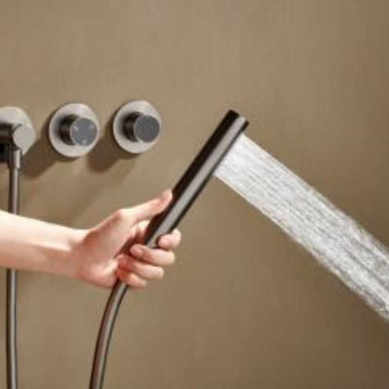 Luxurious Modern Brass Shower Set for Elegant Bathrooms
