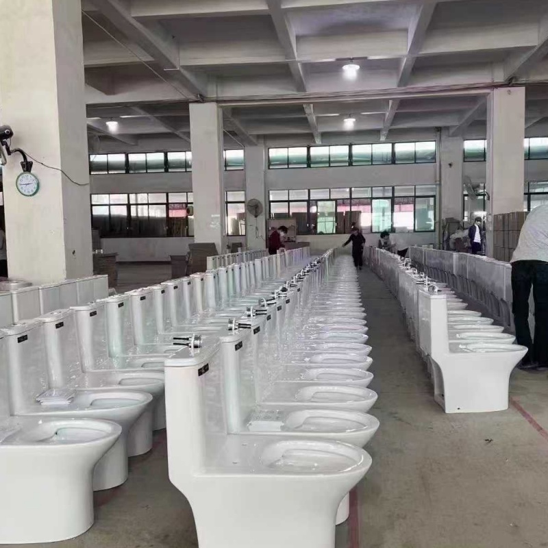 Contemporary Bathroom Toilet, Grade AAA Ceramic, P-Trap/S-Trap Design